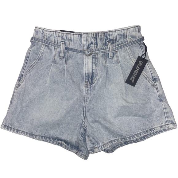 BLANKNYC Paperbag High Rise Belted Denim Shorts Light Wash 24 NWT - Picture 4 of 7